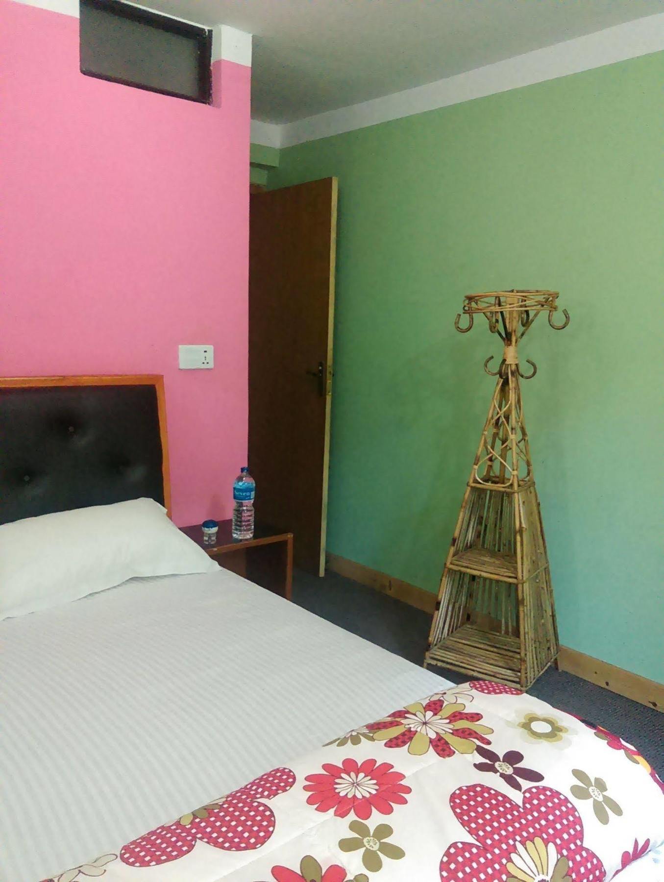 Mountain Guest House Bhatgoan Exterior foto